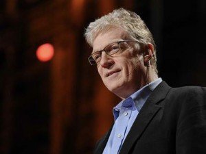 “La escuela tiene una visión muy limitada de lo que es la inteligencia”